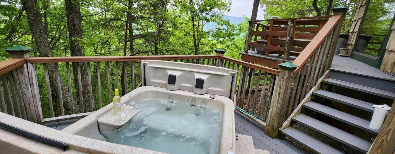 10 Miles Away From The Heart Of It All! Pigeon Forge Dış mekan fotoğraf